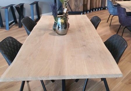 Eiken Boomstam Bladen